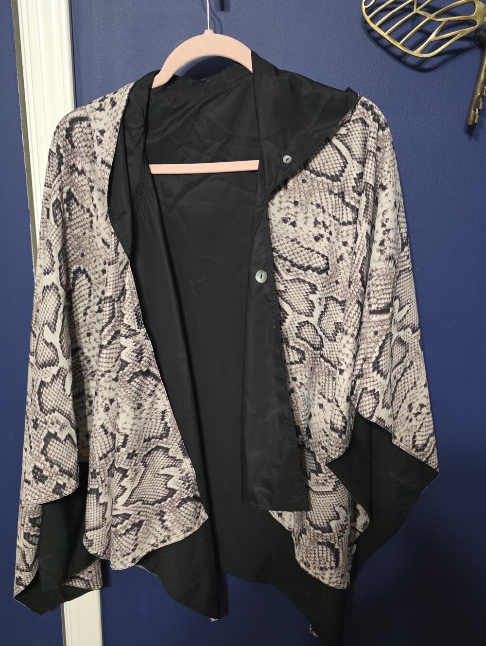 Rainraps Poncho Cape Rain Jacket Women One Size Wrap Snake Reversible Packable